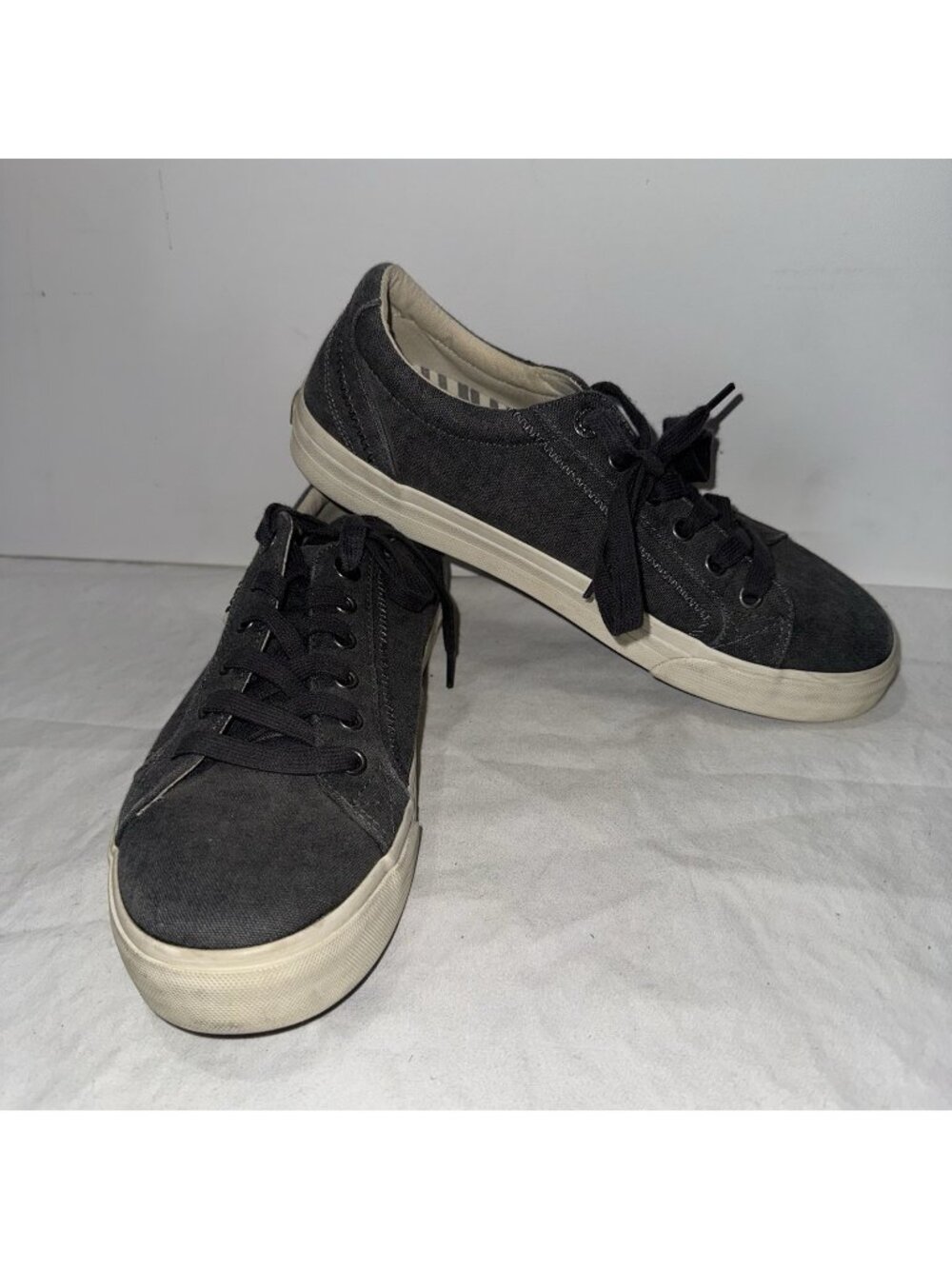 Taos Plim Soul womens black sneakers shoes size 9.5
